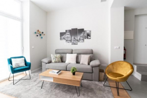 Bright and Airy 2 Bedroom Apartment in Madrid